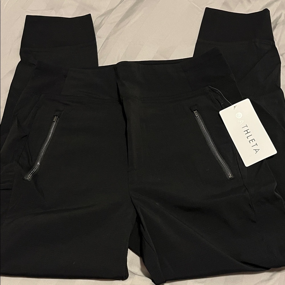 Athleta Woman’s Black Trekkie North Joggers